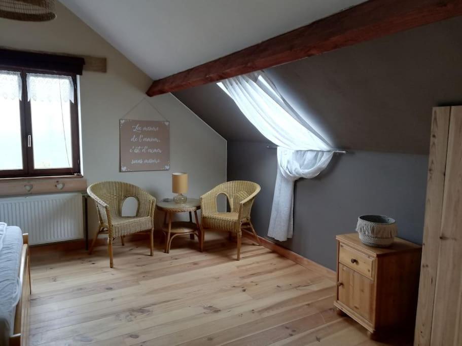 Lesse En Ciel Vous Accueille Avec Plaisir . Villa Houyet Ngoại thất bức ảnh